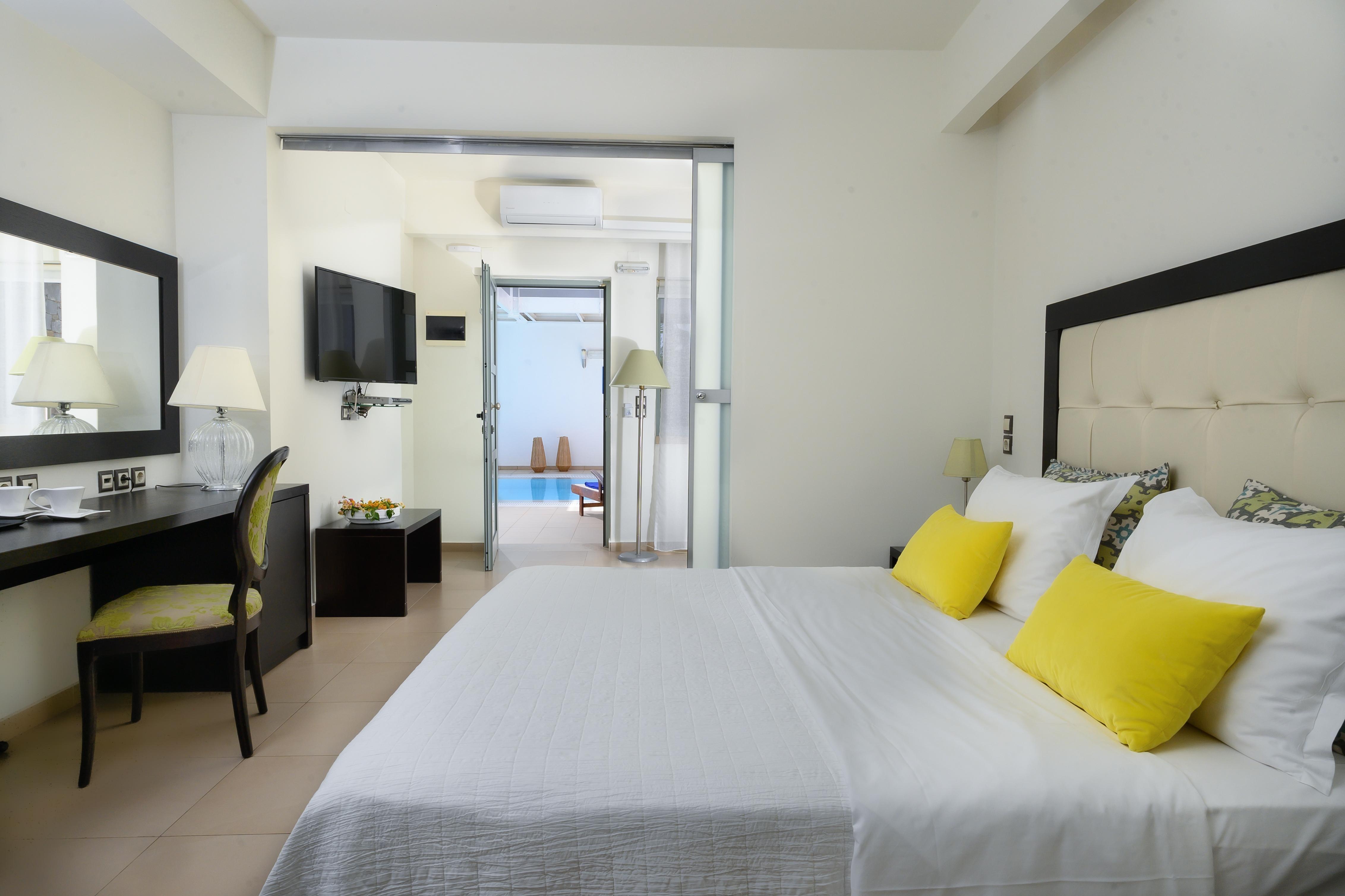 Angela Suites Boutique Hotel Sissi Esterno foto
