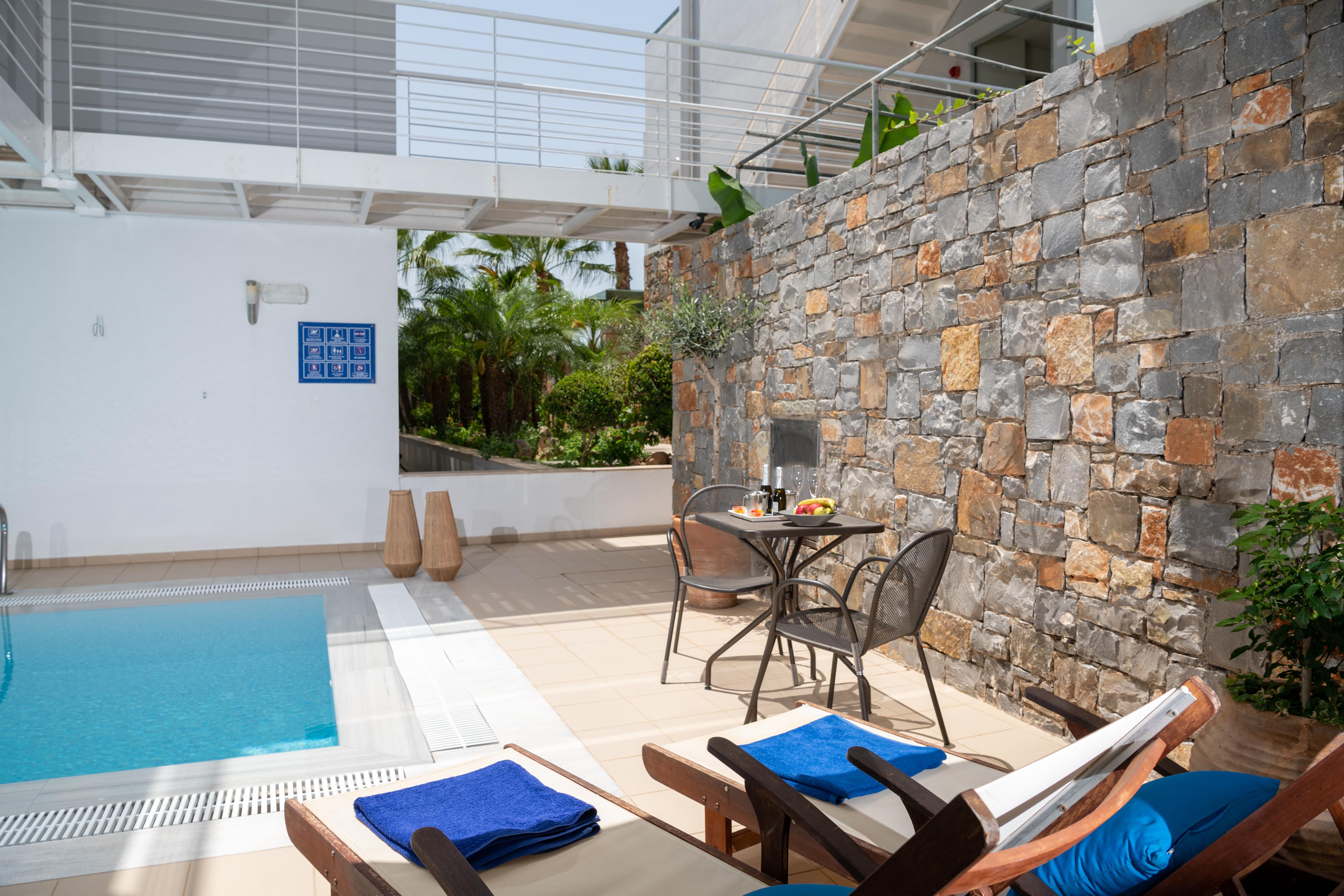 Angela Suites Boutique Hotel Sissi Esterno foto