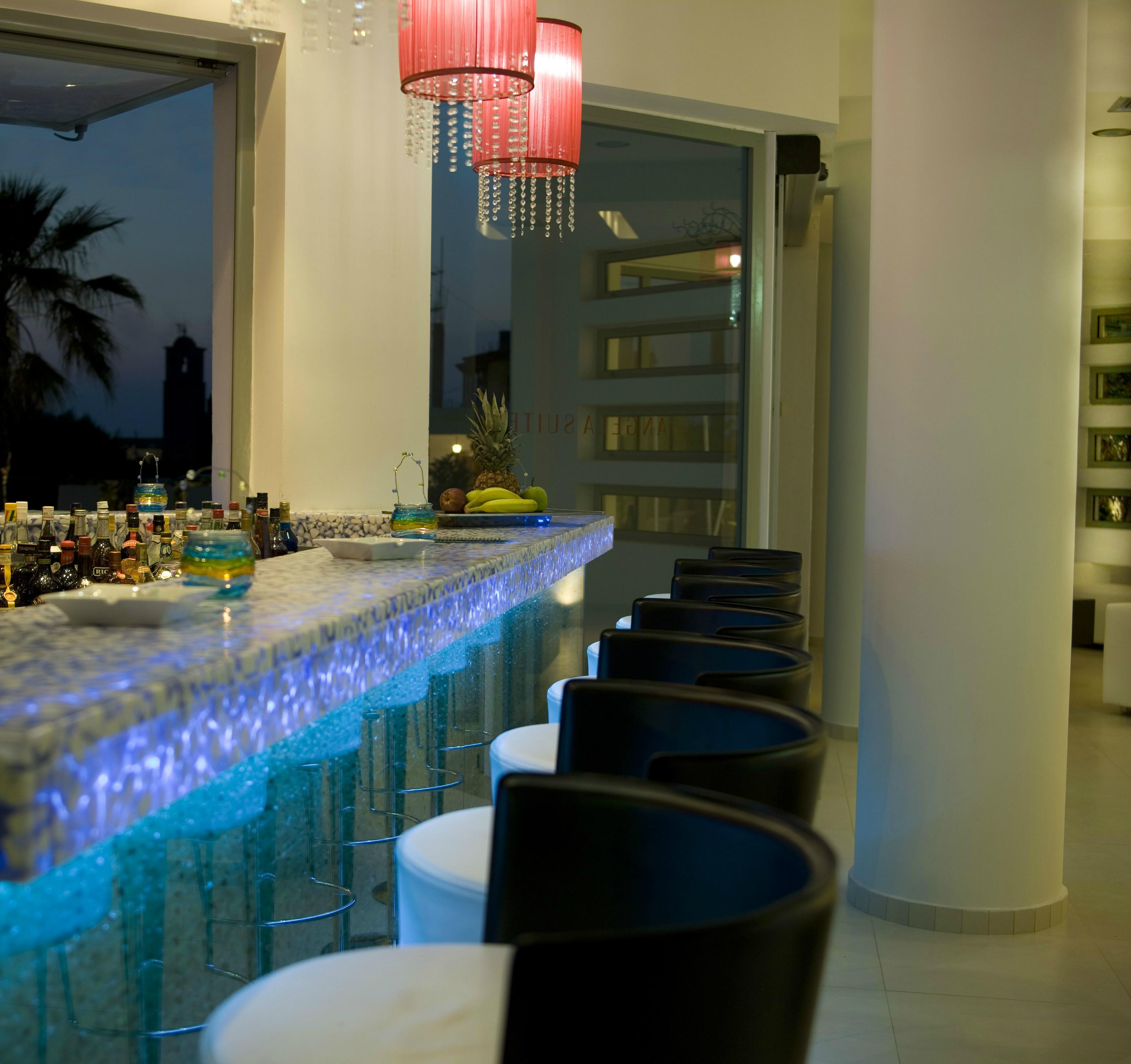 Angela Suites Boutique Hotel Sissi Esterno foto