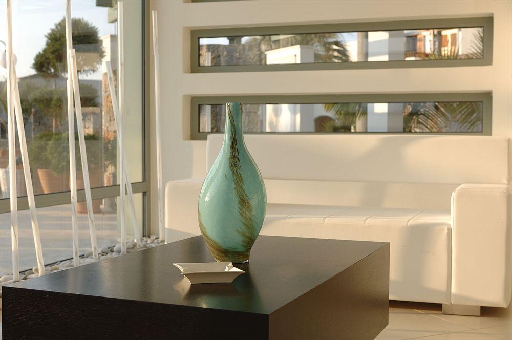 Angela Suites Boutique Hotel Sissi Interno foto